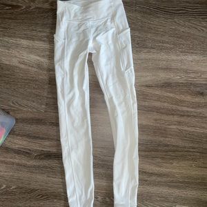 White Lululemon leggings